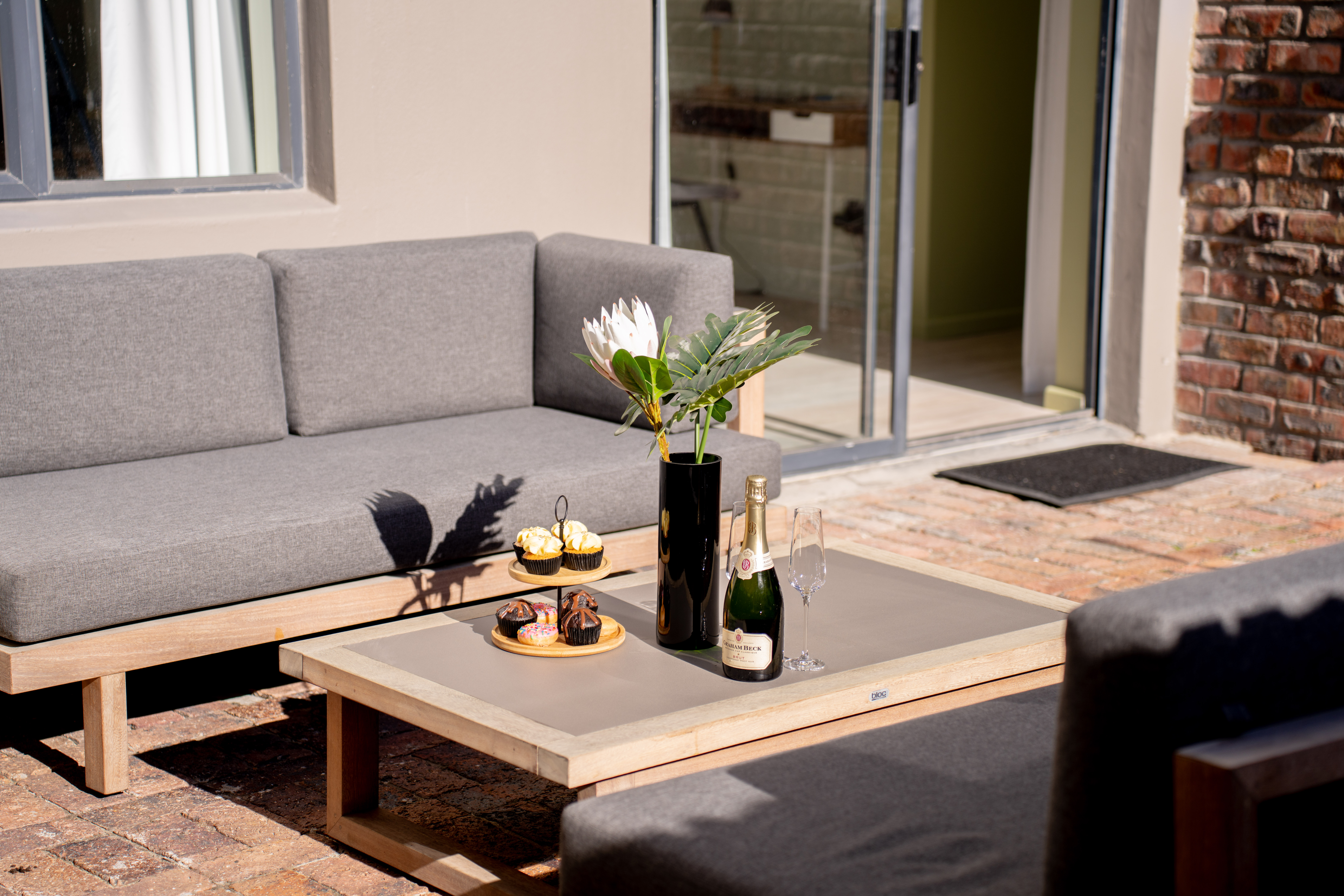 Outdoor Lounge