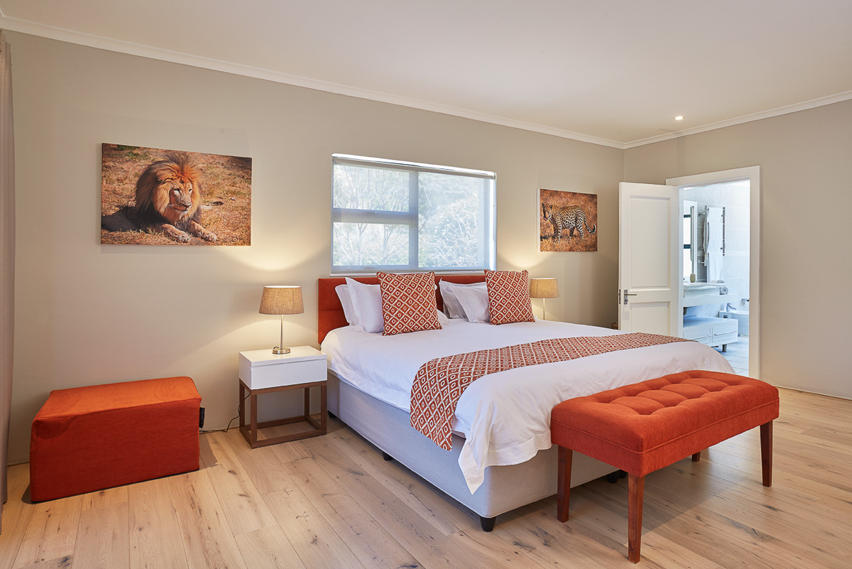 Bedroom Red